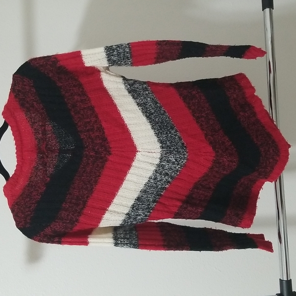 Sweater - Picture 3 of 3